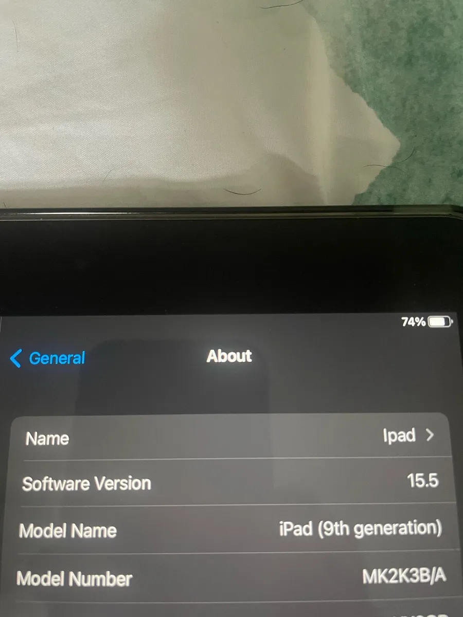 Apple iPad 9th Gen 2021 - Image 4