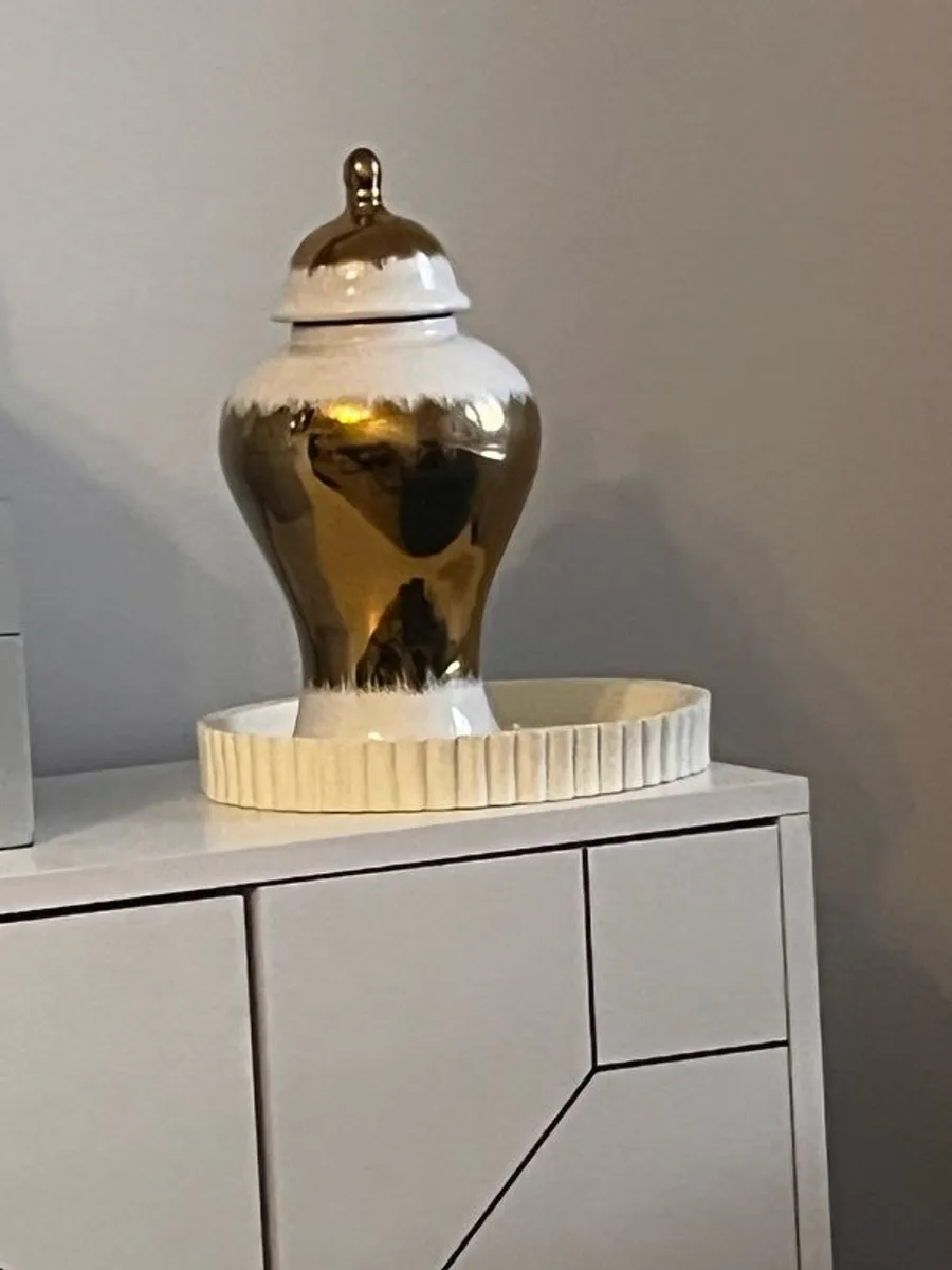 Ceramic vase - Image 2