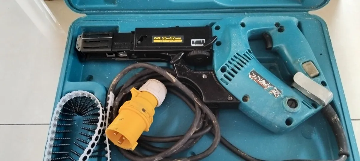 Makita 6834 Autofeed 110v - Image 2
