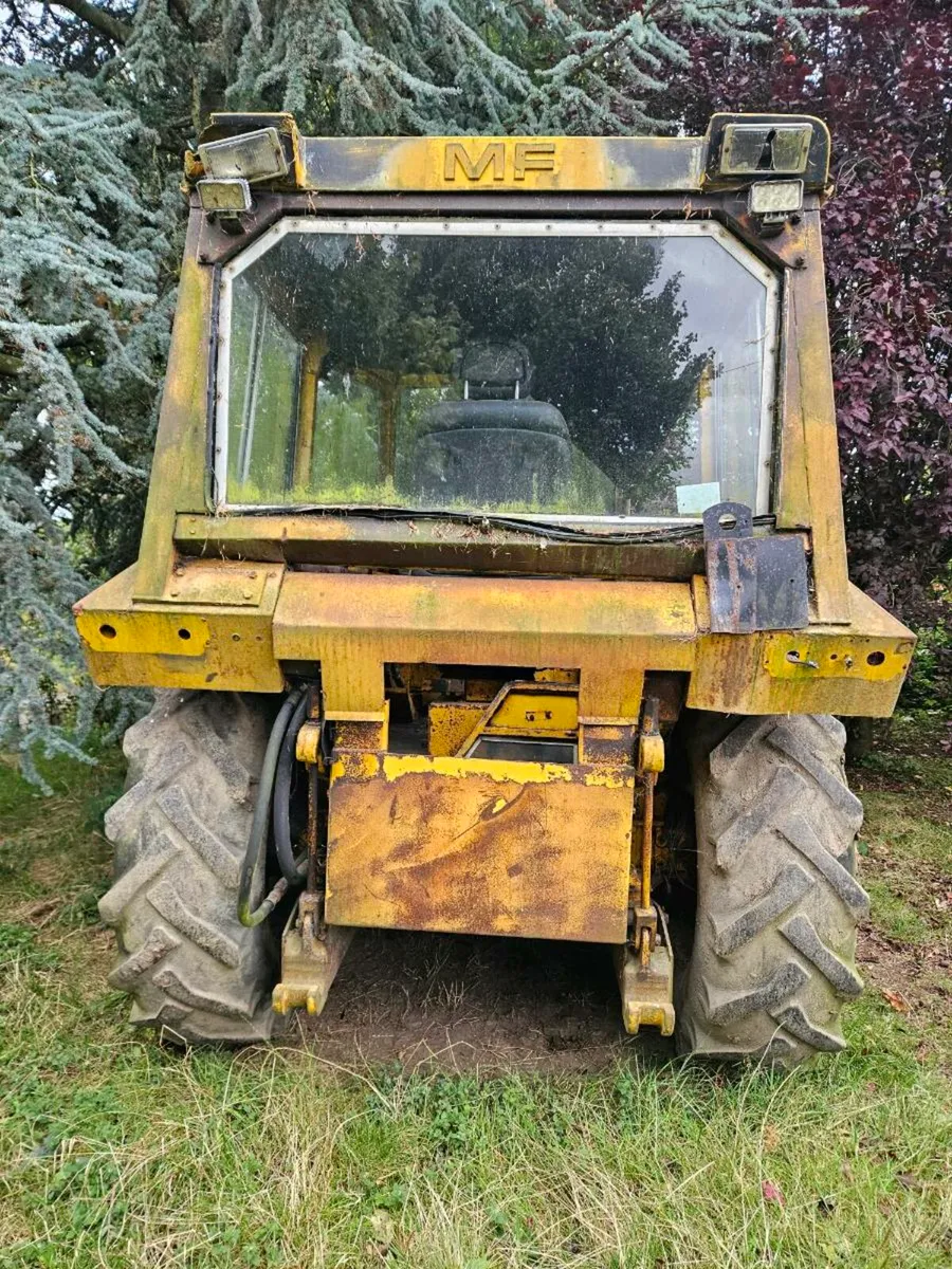 Winter Feeding Machine 50B + Shear grab - Image 1