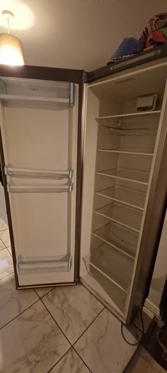 Fridge Bosch - Image 4
