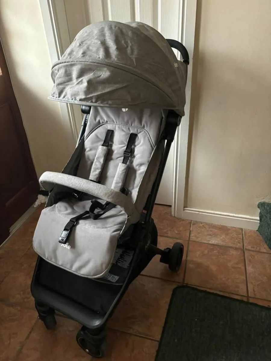 1/2 Price - Travel Buggy & car seat adapters - Image 3