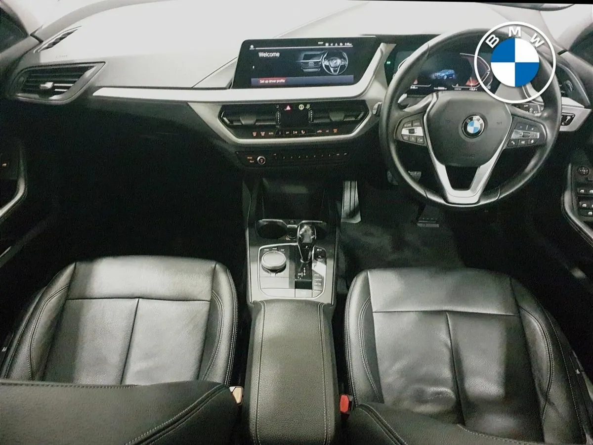 BMW 1-Series 118i SE - Image 4