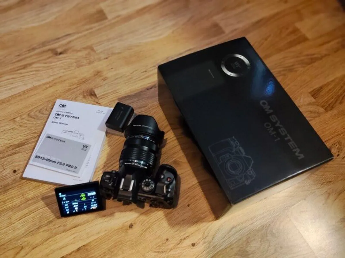 Olympus Om-1 Mk1 With 12-40mm 2.8 Proii - Image 1