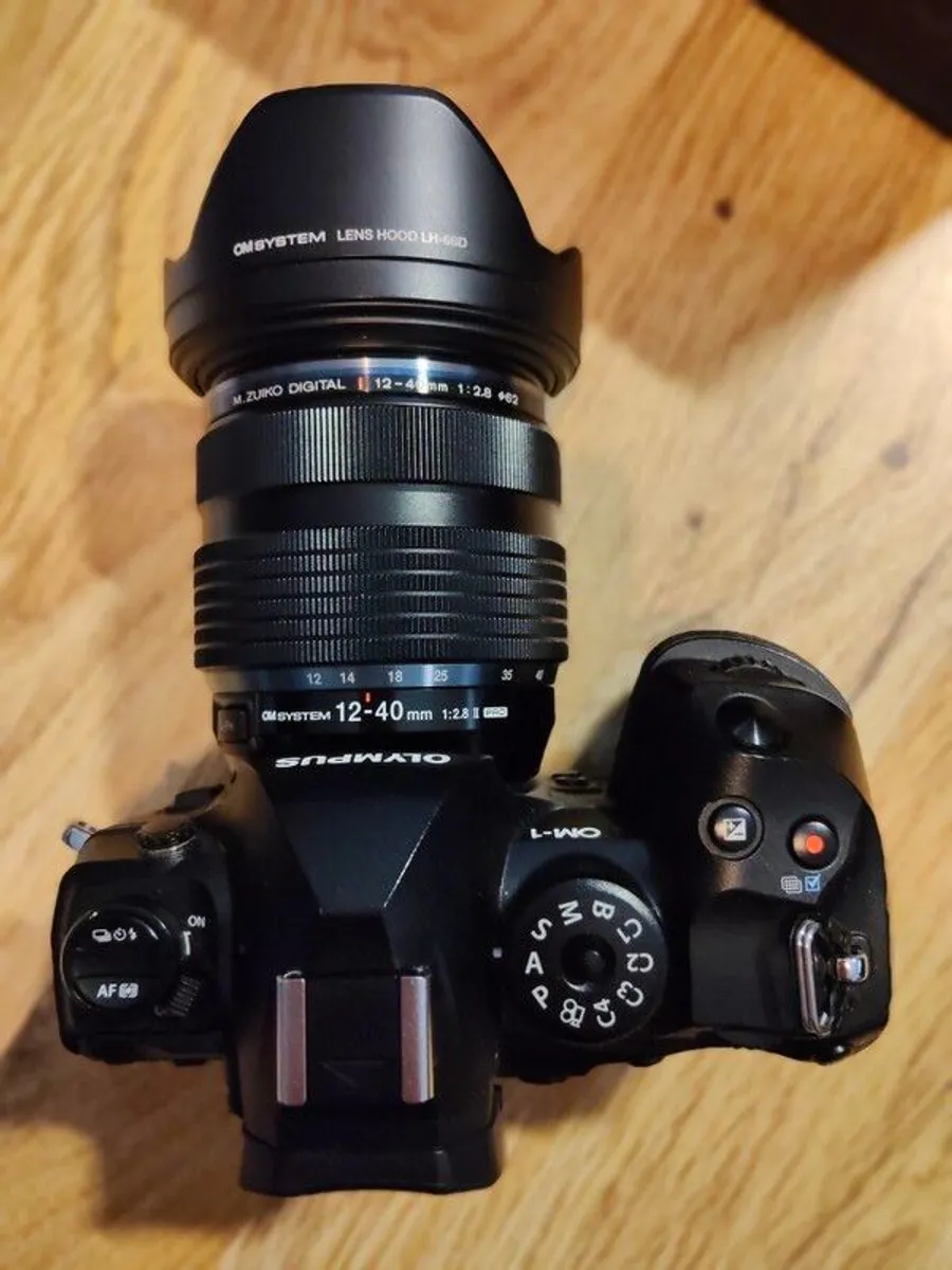 Olympus Om-1 Mk1 With 12-40mm 2.8 Proii - Image 3