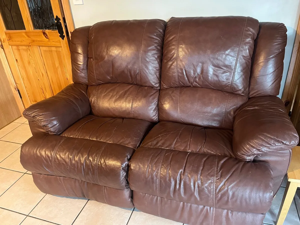 A  2 seater &  2 Armchairs : Real Leather - Image 1