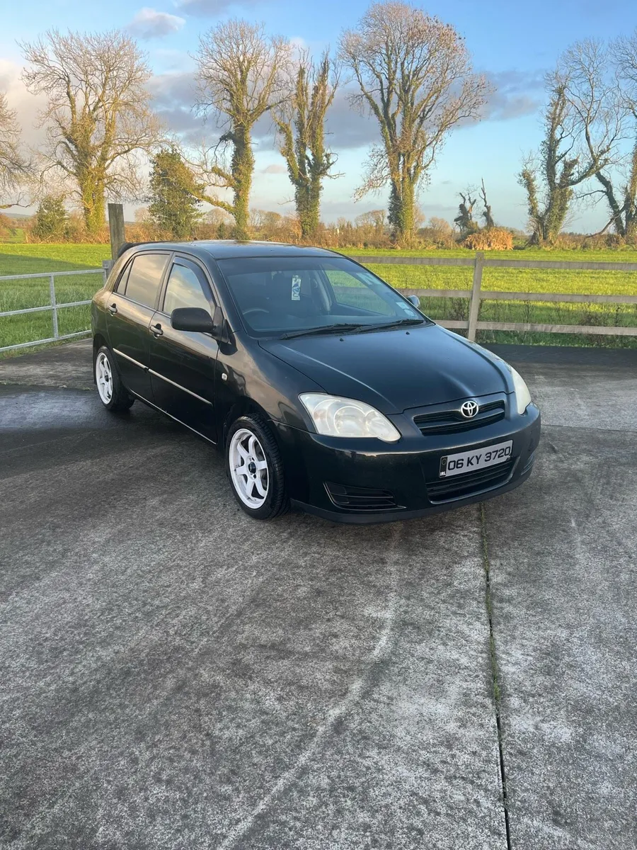 Toyota Corolla 2006 Hatchback - Image 1