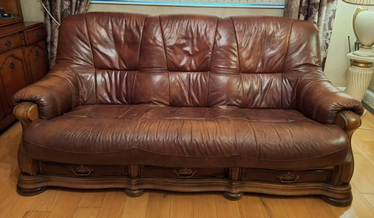 Leather 3-Seater Sofa + 2 Matching Leather Armchai - Image 1