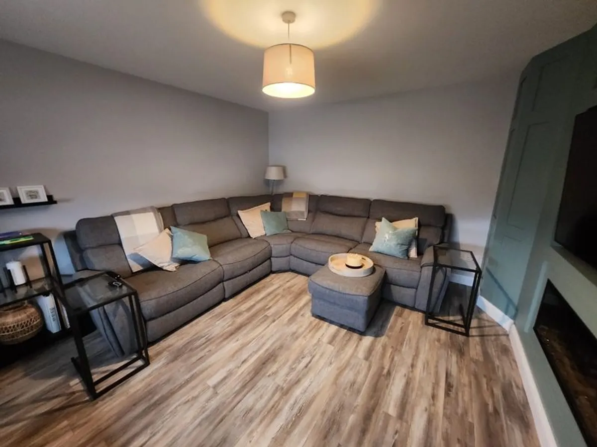 suite of furniture - Image 1