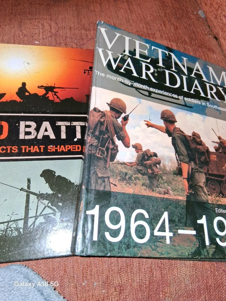 War books - Image 1