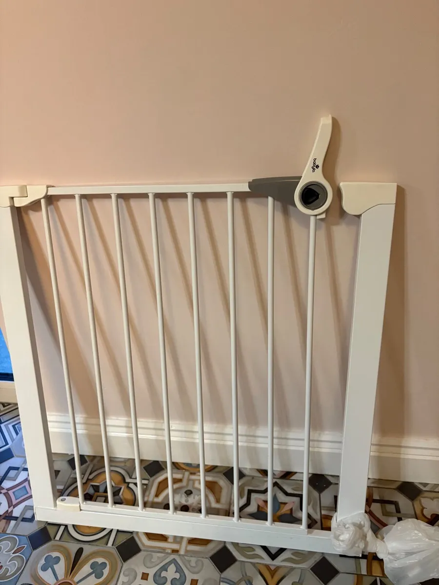 Buggy, cot and car chairs - Image 2