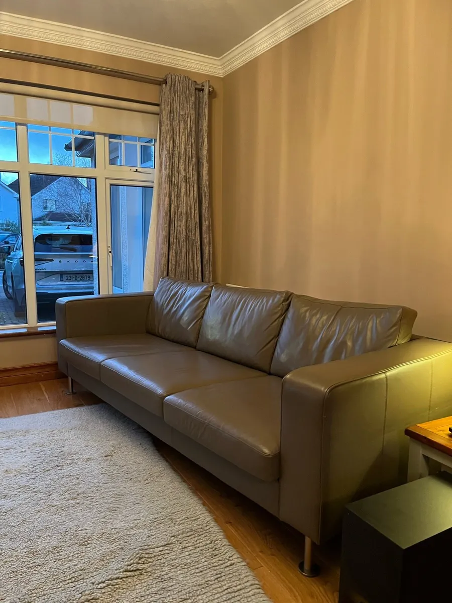 3 Seater Leather Couch.