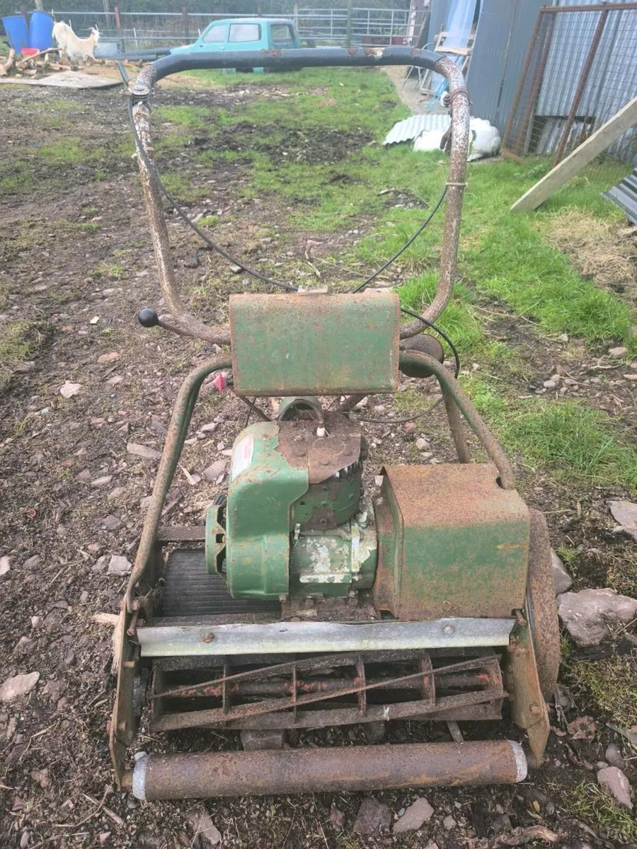 Atco vintage lawn mower - Image 4