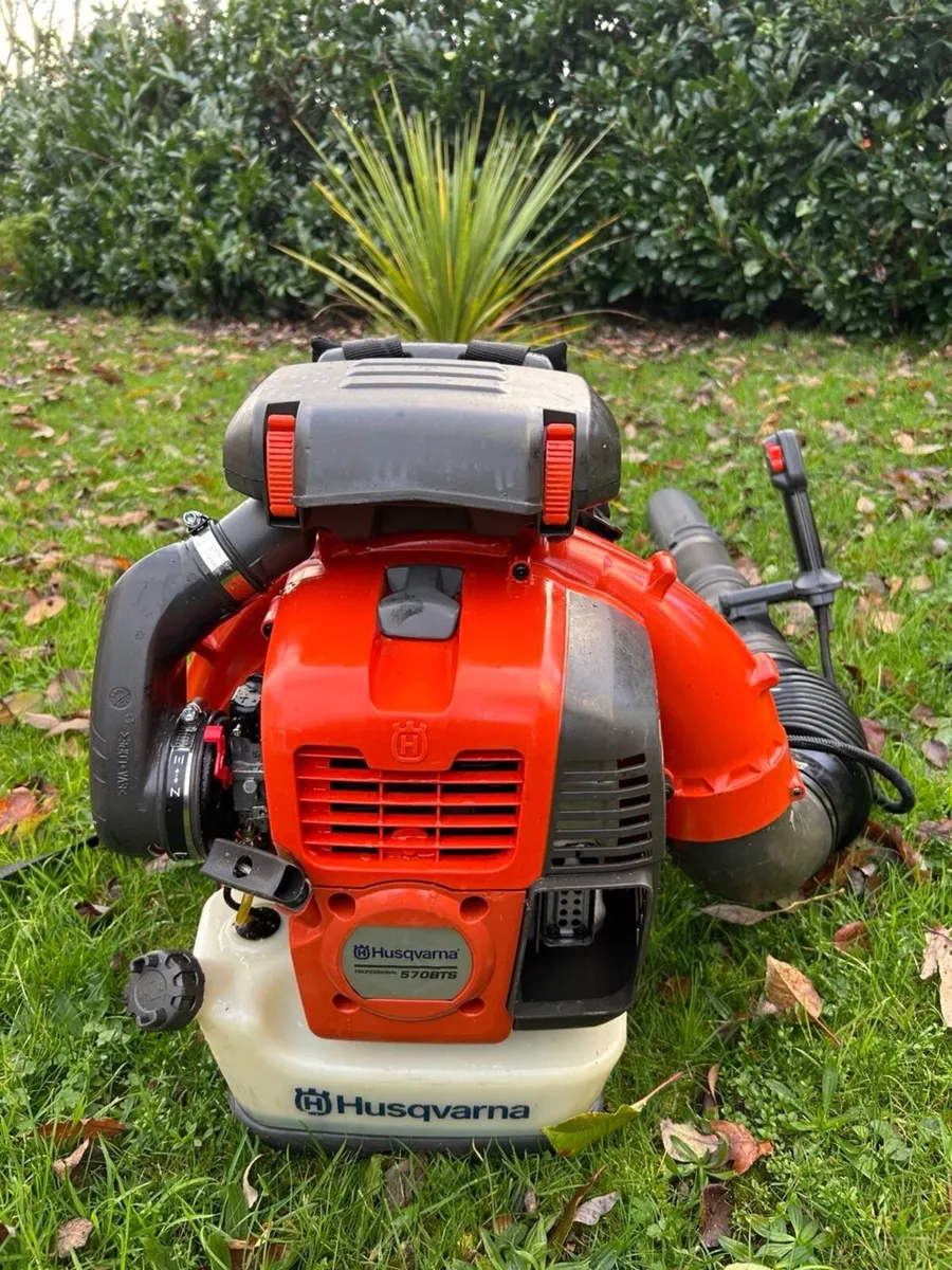 Husqvarna 570BTS backpack blower - Image 1