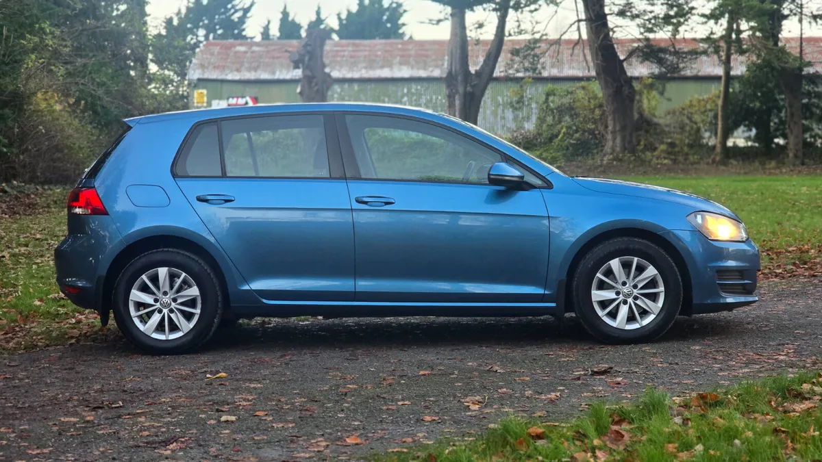 2014 Volkswagen Golf  1.6 TDI Comfortline - Image 3