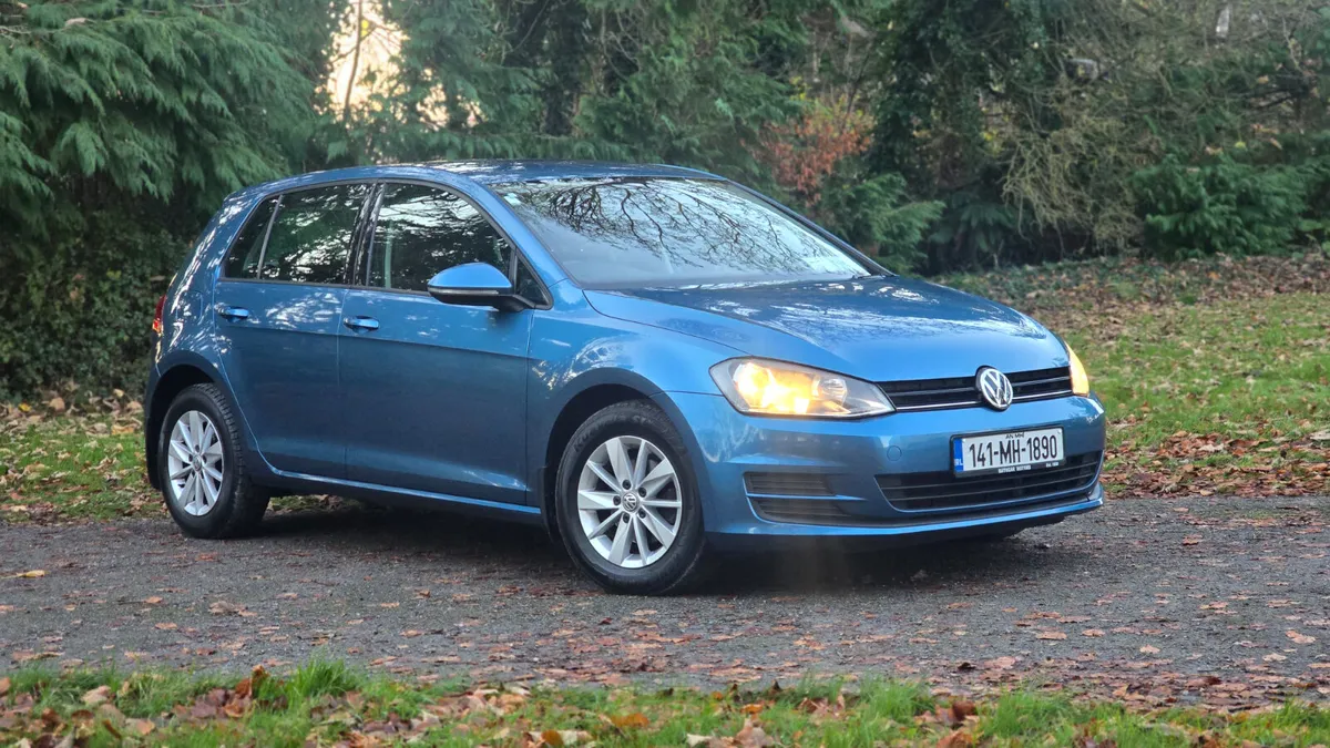 2014 Volkswagen Golf  1.6 TDI Comfortline - Image 2
