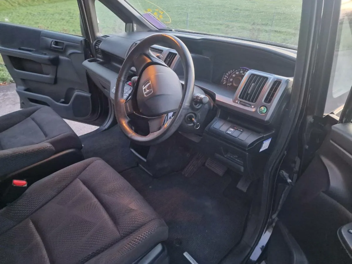 Honda Stepwagon Spada 2.0L Black 83k km only - Image 4