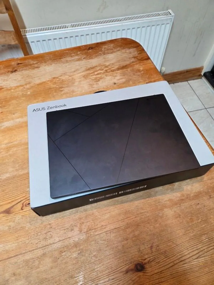 New Asus zenbook 14 Oled. Ryzen AI 7, 16 GB RAM, 1 TB SSD - Image 2