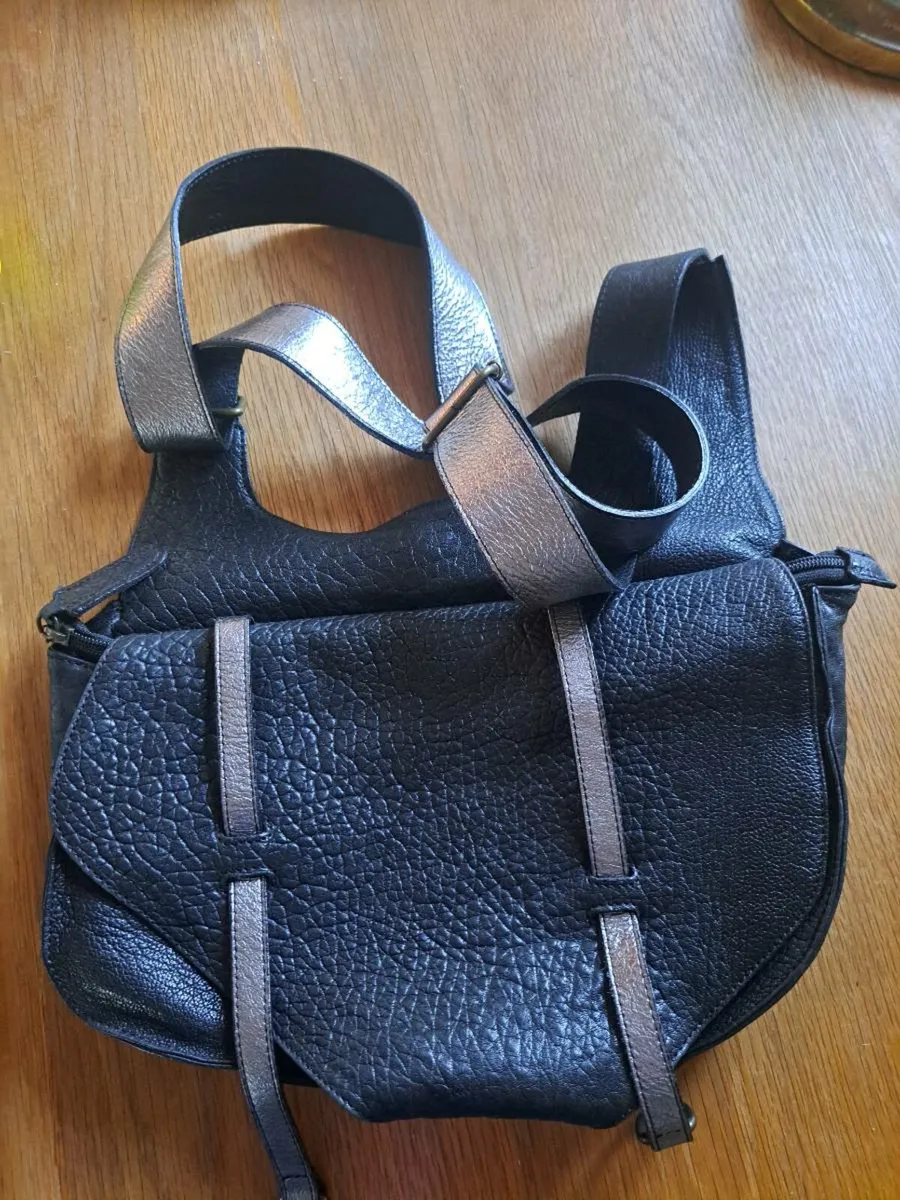 Shoulder bag - Image 1