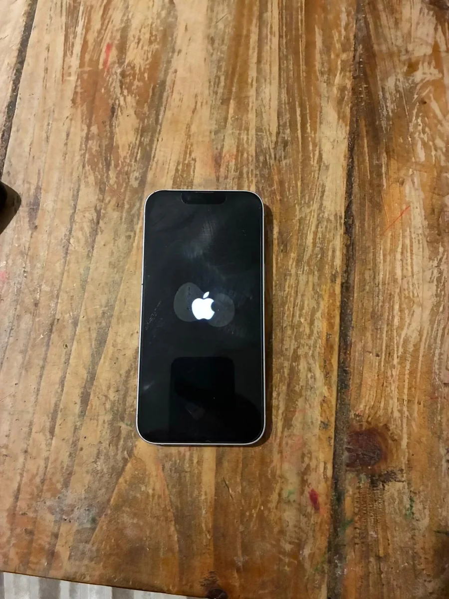 iPhone 14 Pro - Image 2