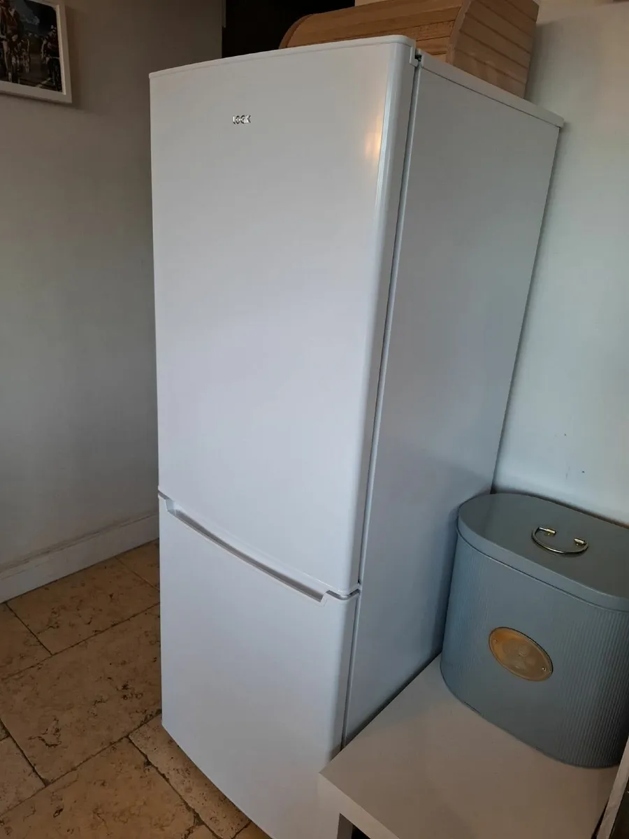 LOGIK I 70/30 Fridge Freezer - White - Image 1