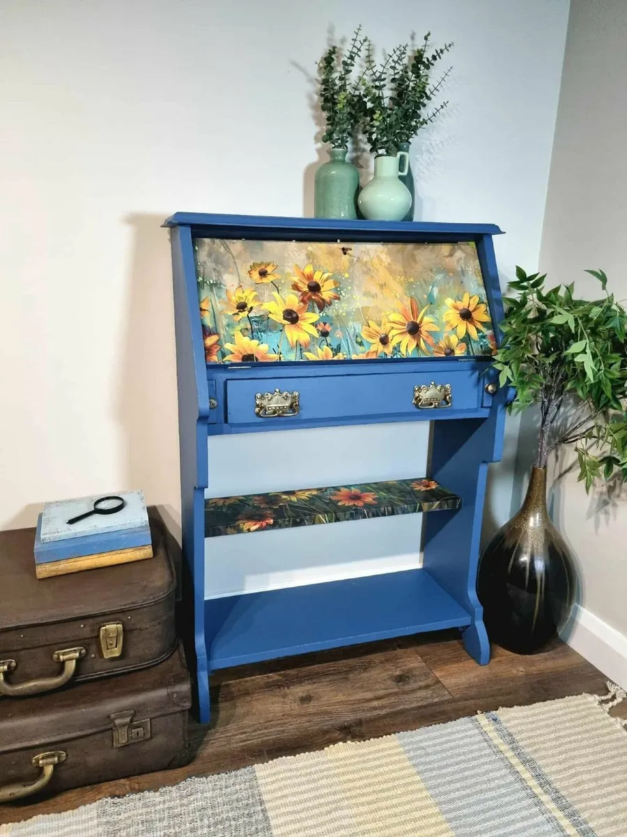 Vintage bureau unit - Image 1