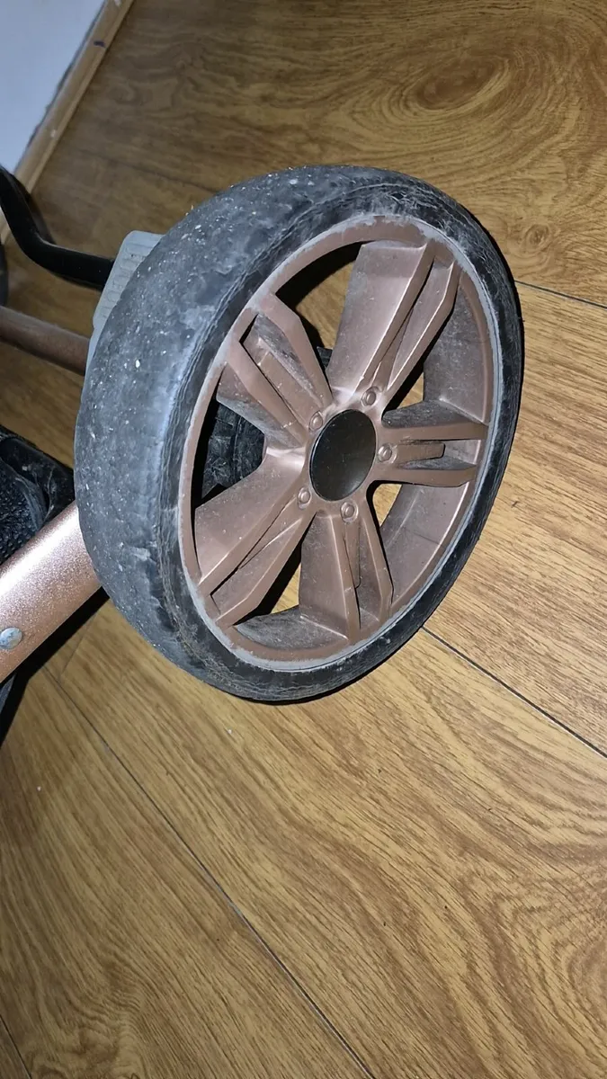 Pram stroller - Image 3