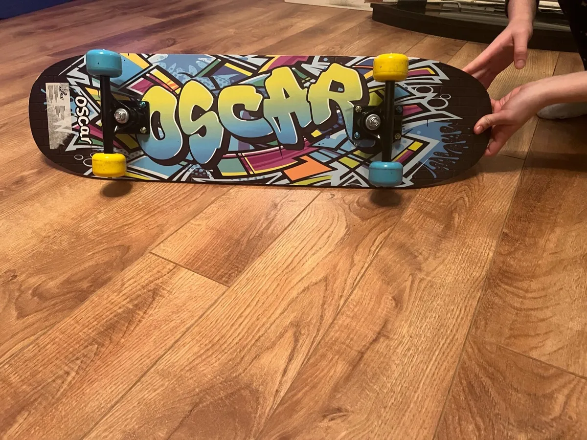 Skate board - Image 1