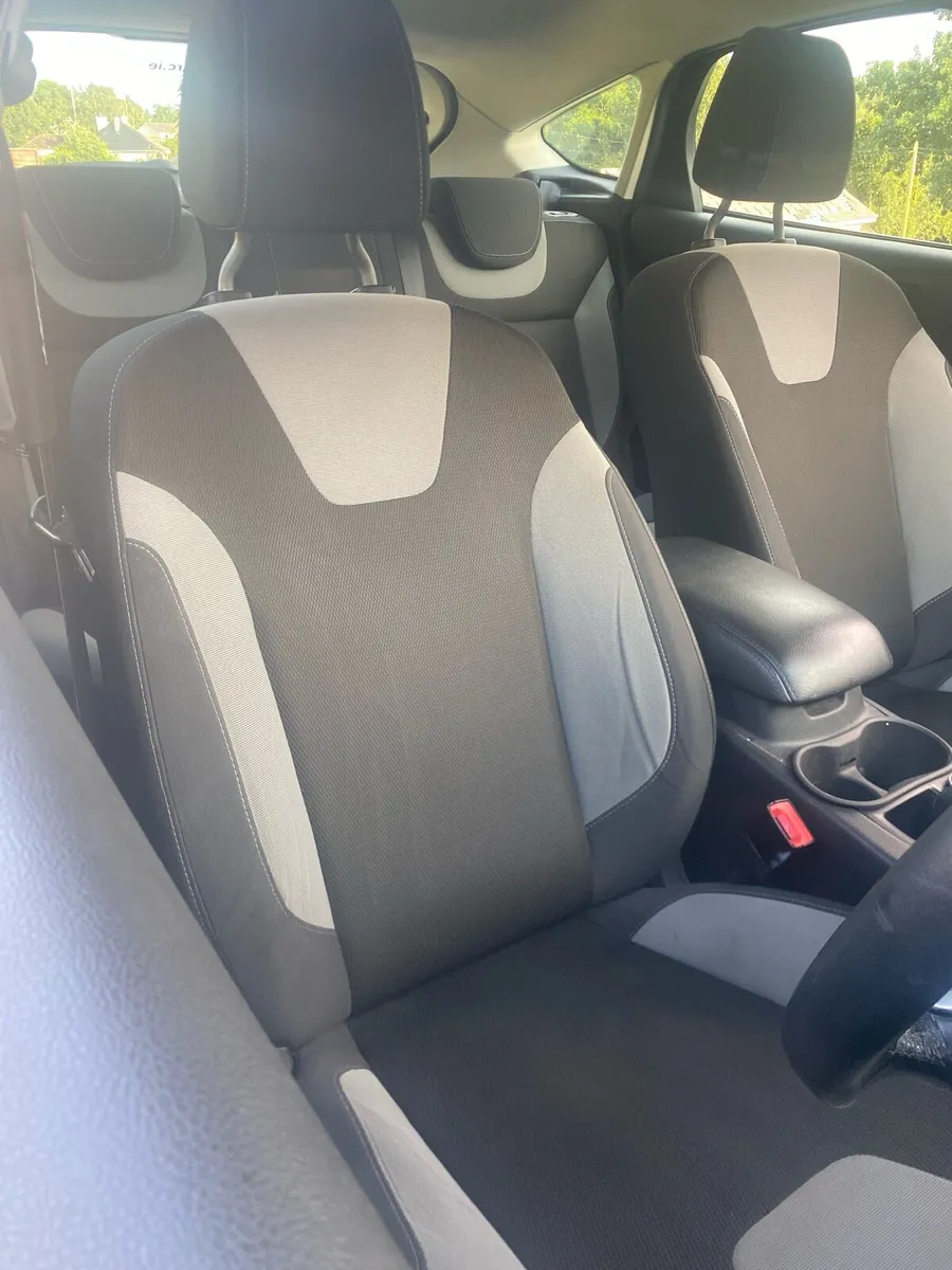 Ford focus zetec - Image 4