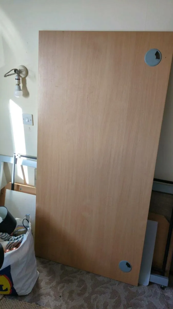 Office Desk - Image 1