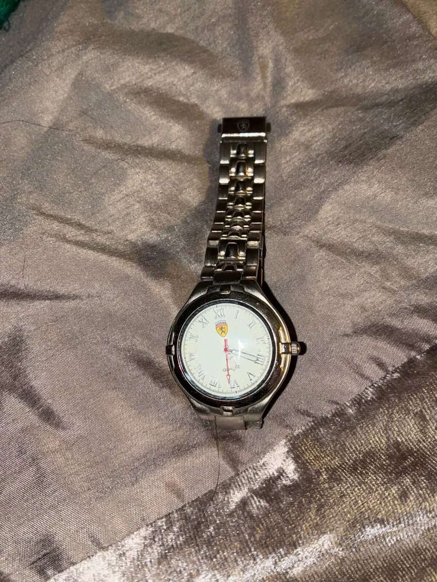 Fanatne ferrari quartz - Image 1