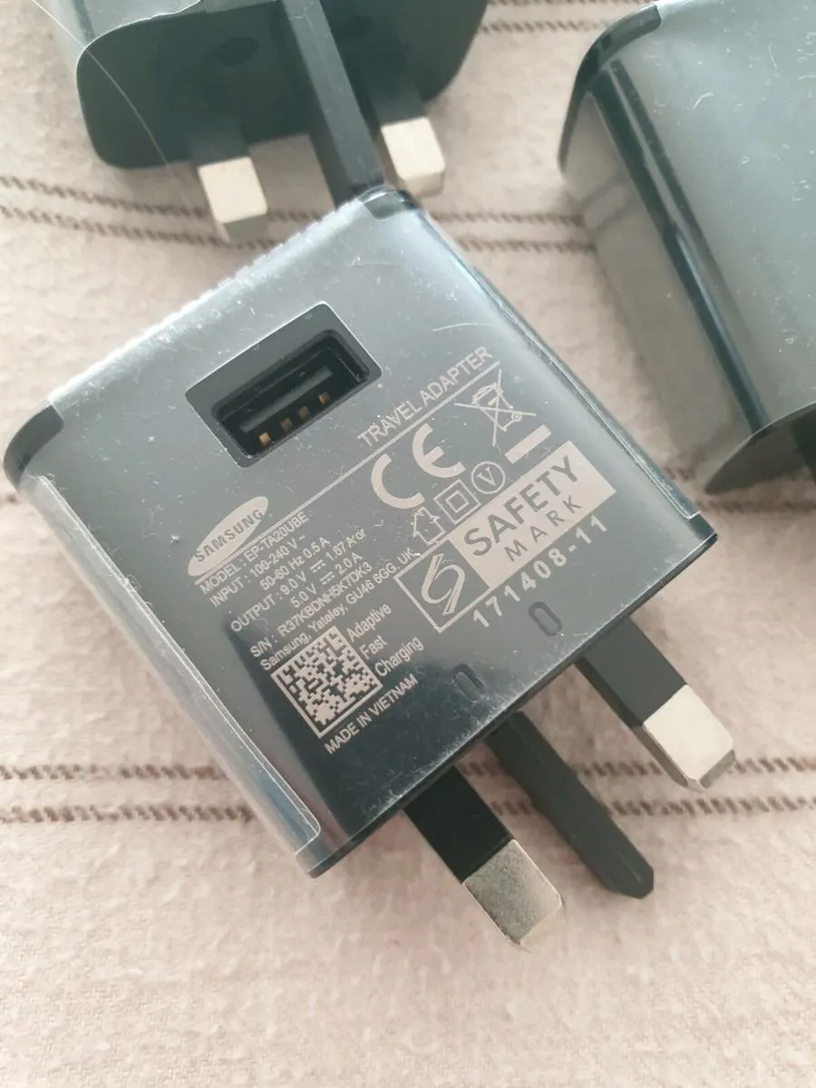 Samsung USB Fast Charger - Image 2