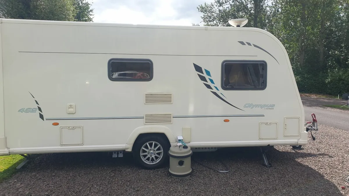 Bailey Olympus 2010 462 - Image 2