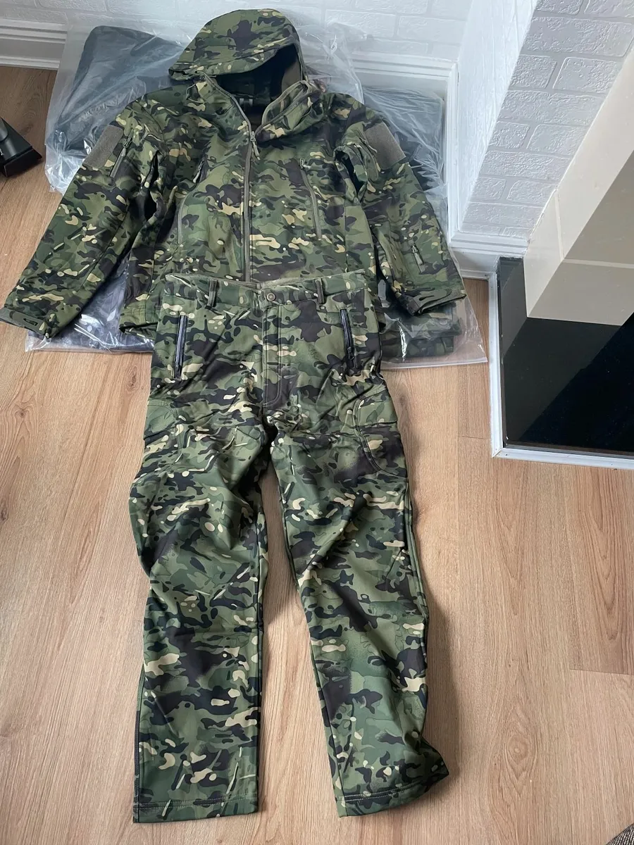 Camouflage Trousers and Jackets - Image 4