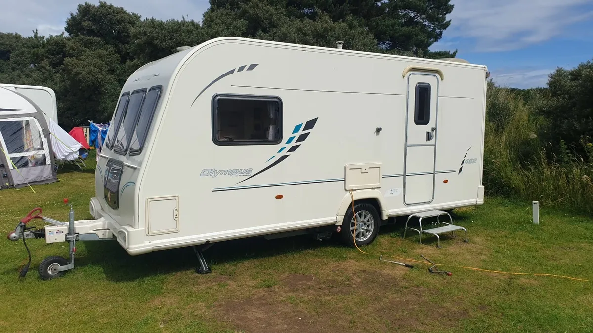 Bailey Olympus 2010 462 - Image 4