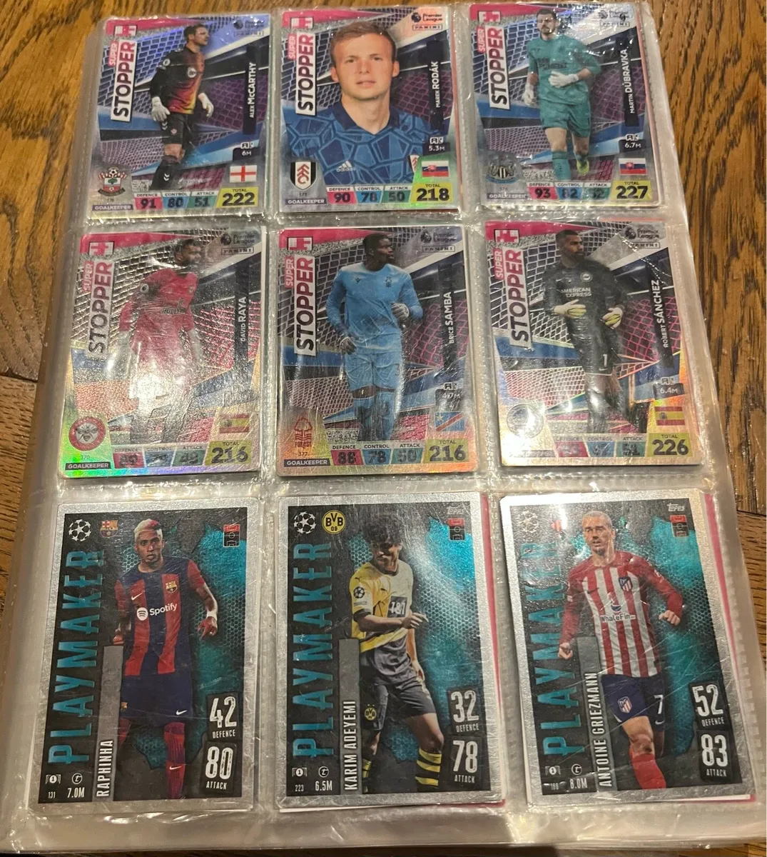 Football cards - Image 1