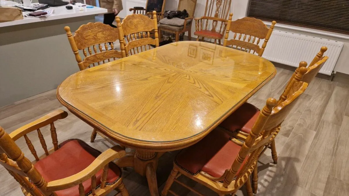 Extendable Kitchen & Chairs - Image 3