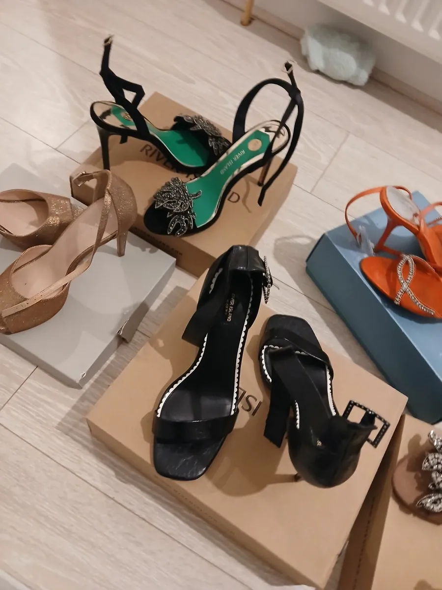 Ladies shoes - Image 2