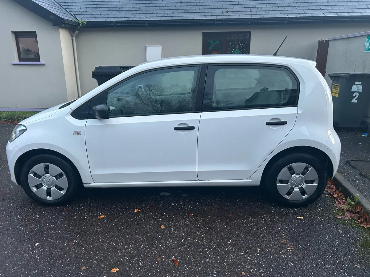 VW Up - Image 3