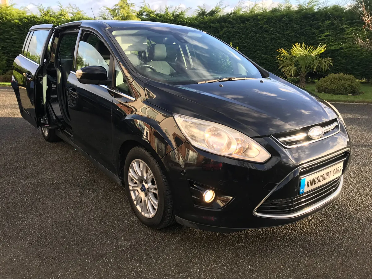 12 FORD GRAND C-MAX TITANIUM 1.6 PETROL 7 SEATER.. - Image 1