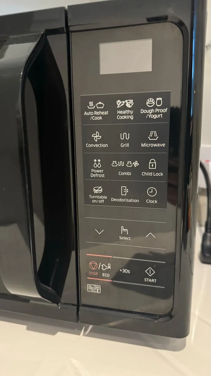 Samsung Smart Microwave/Oven - like new - Image 2