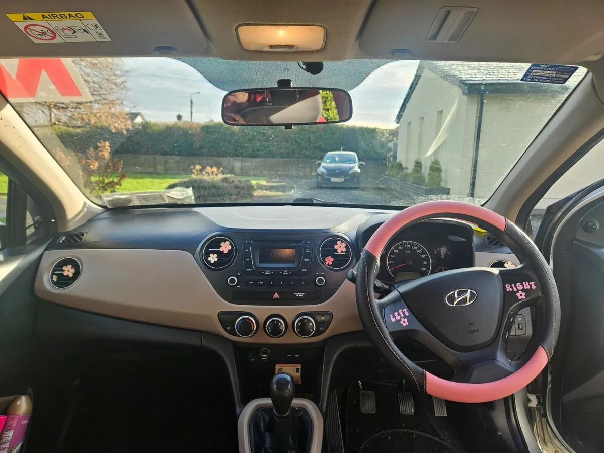 Excellent Hyundai i10 - Image 4