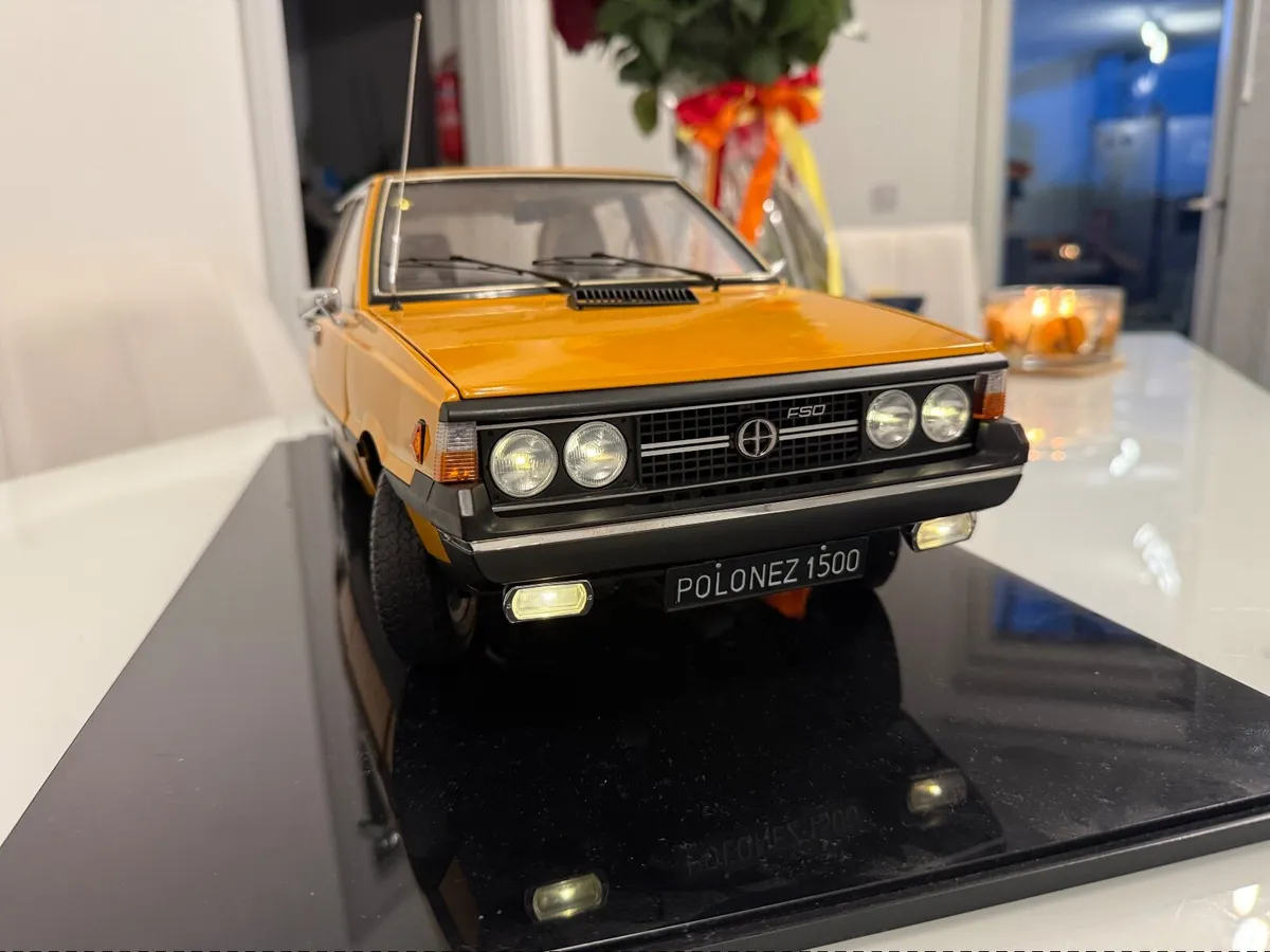 Polonez 1/8 car deagostini full light working - Image 4