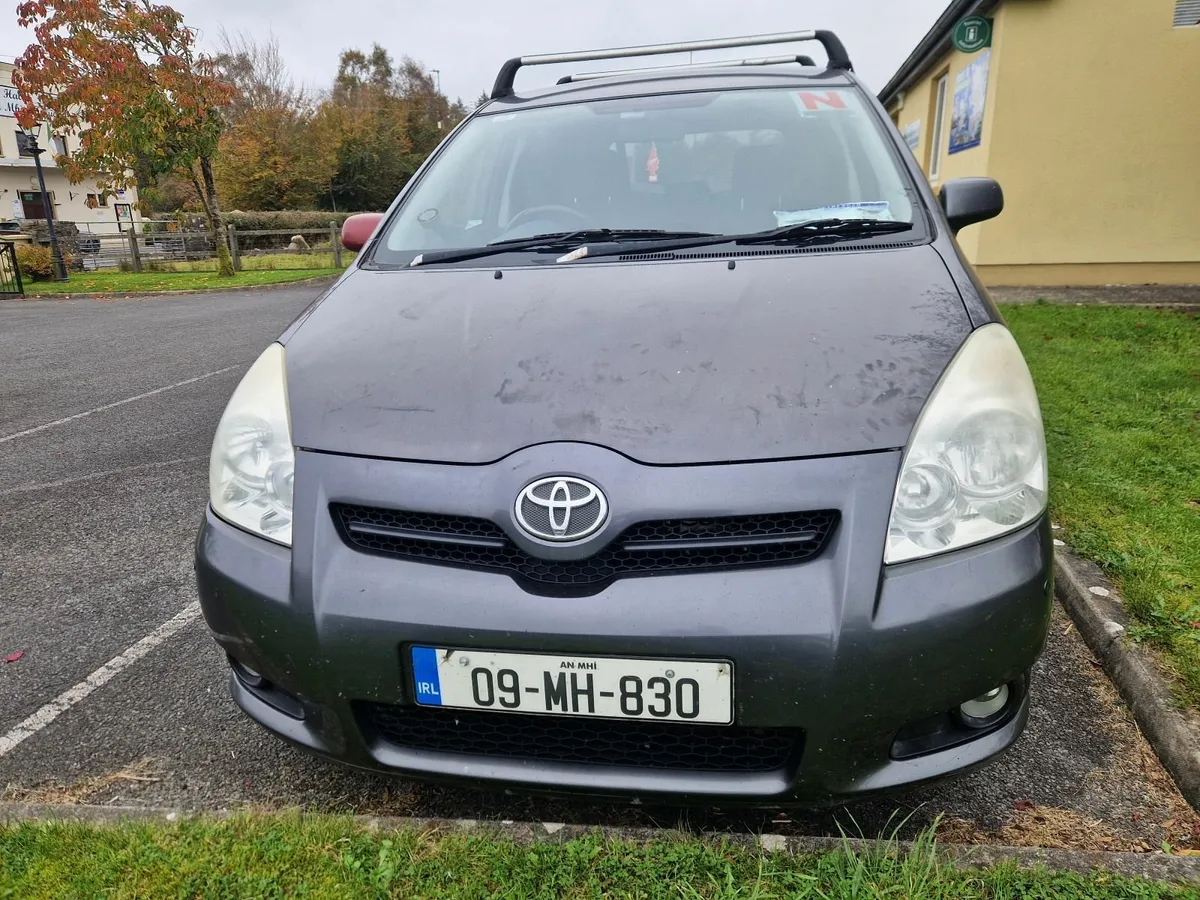 Toyota Corolla 2009 - Image 1