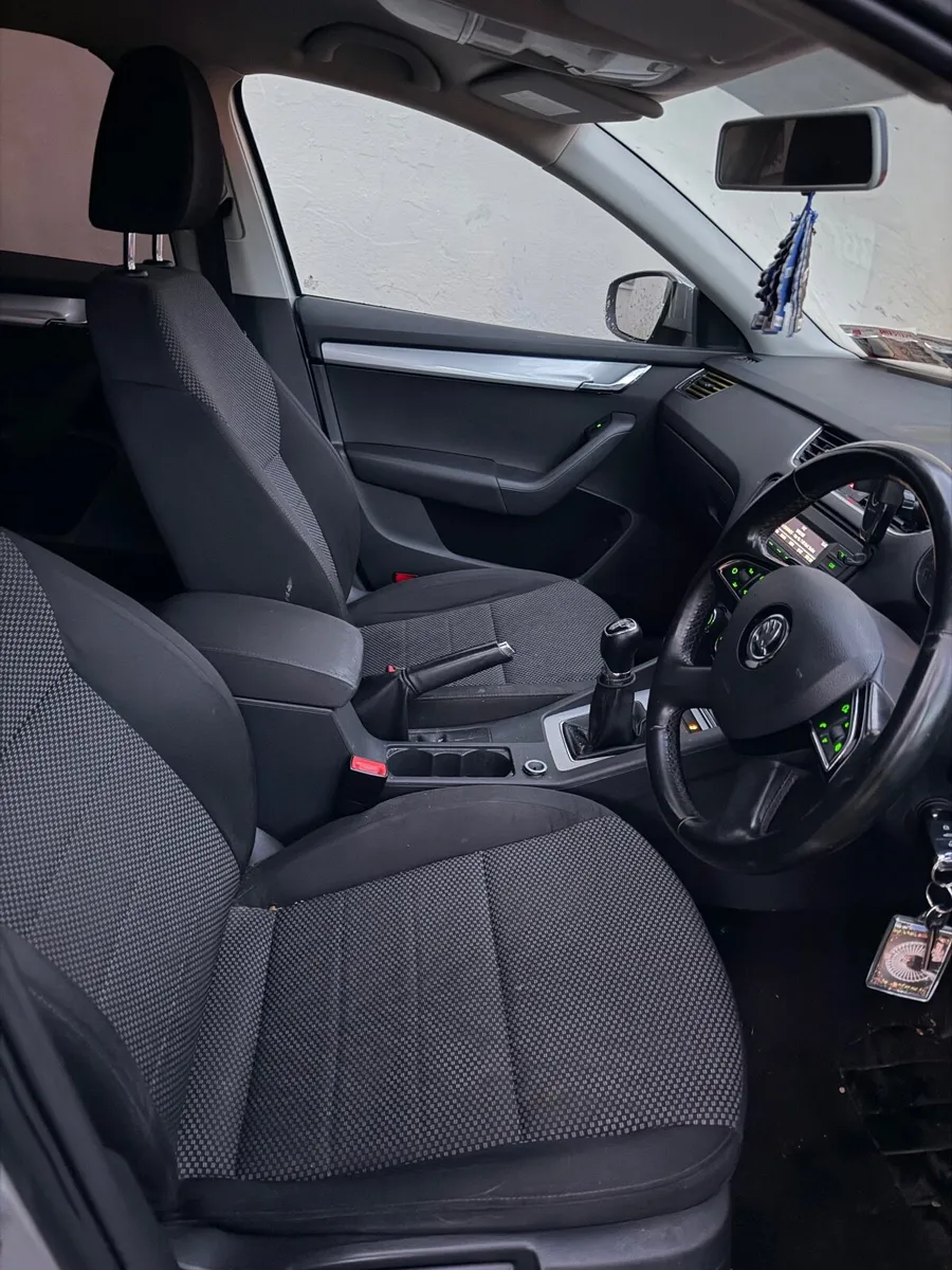 Skoda Octavia 2014 - Image 3