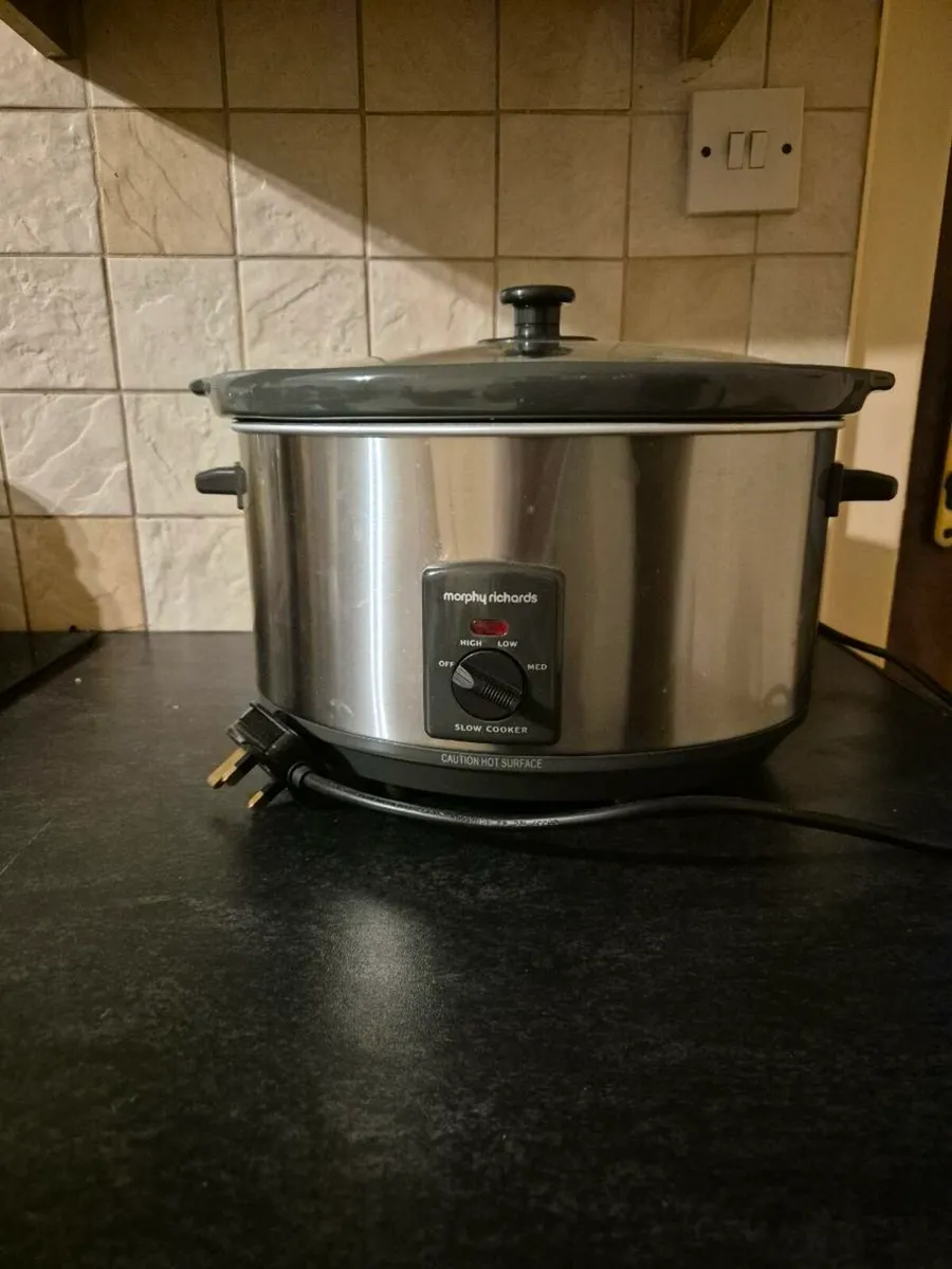 Slow Cooker - Image 1
