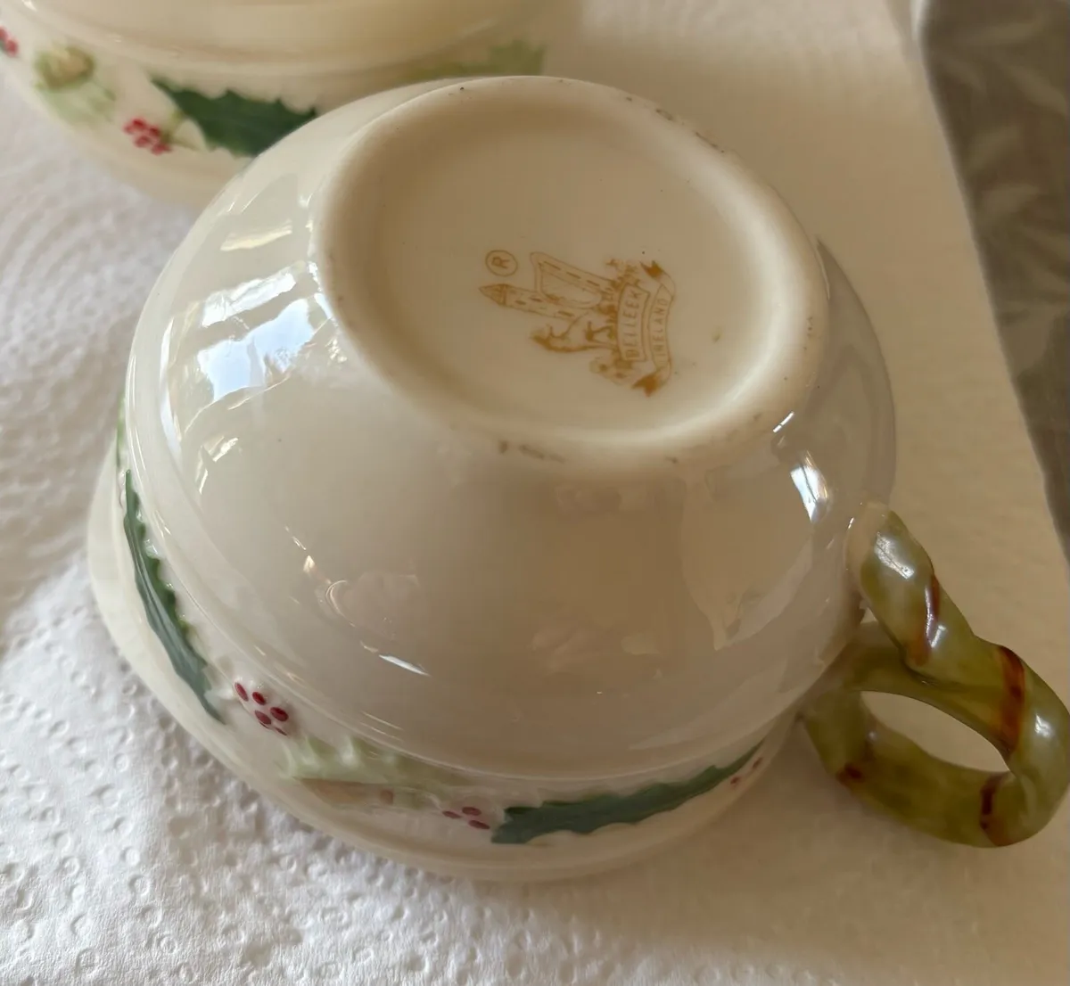 Collectors Belleek Holly sugar bowl and jug - Image 4