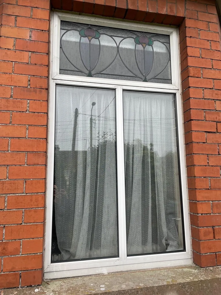 Windows, aluminium with stained glass - Image 1