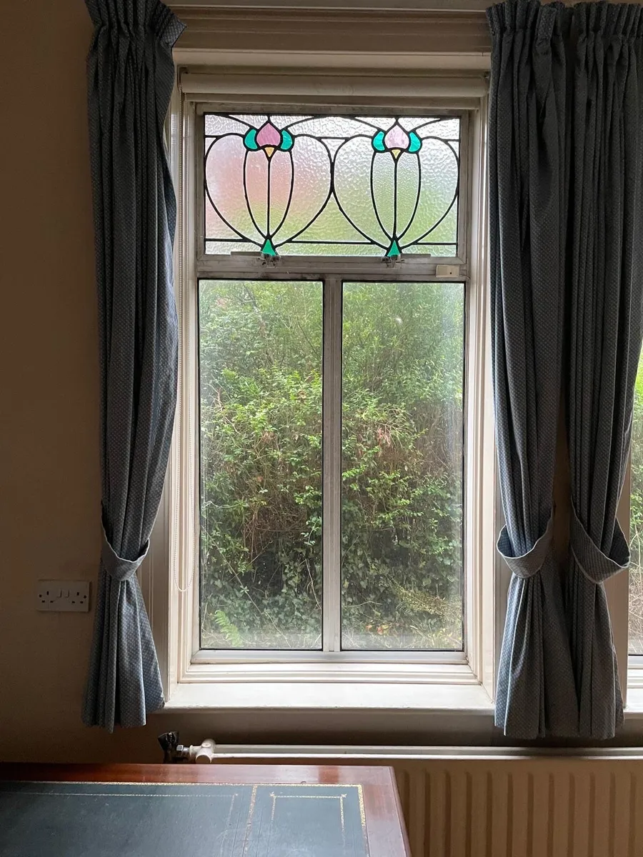 Windows, aluminium with stained glass - Image 3