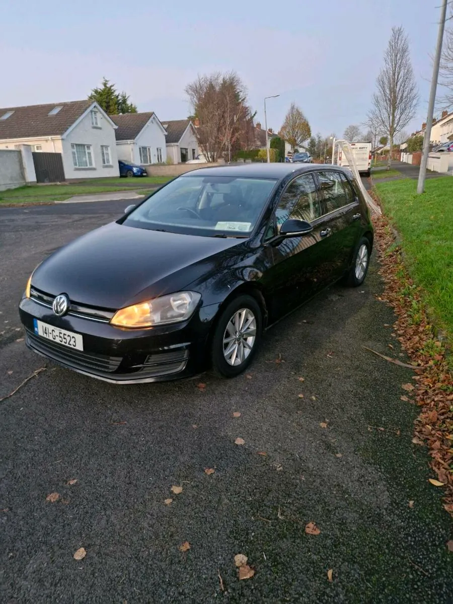 VOLKSWAGEN GOLF BLUEMOTION 1.6 - Image 2